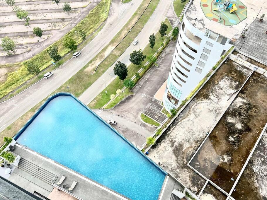 Ferienwohnung Walk To Legoland, D'Pristine Medini Nusajaya  Exterior foto