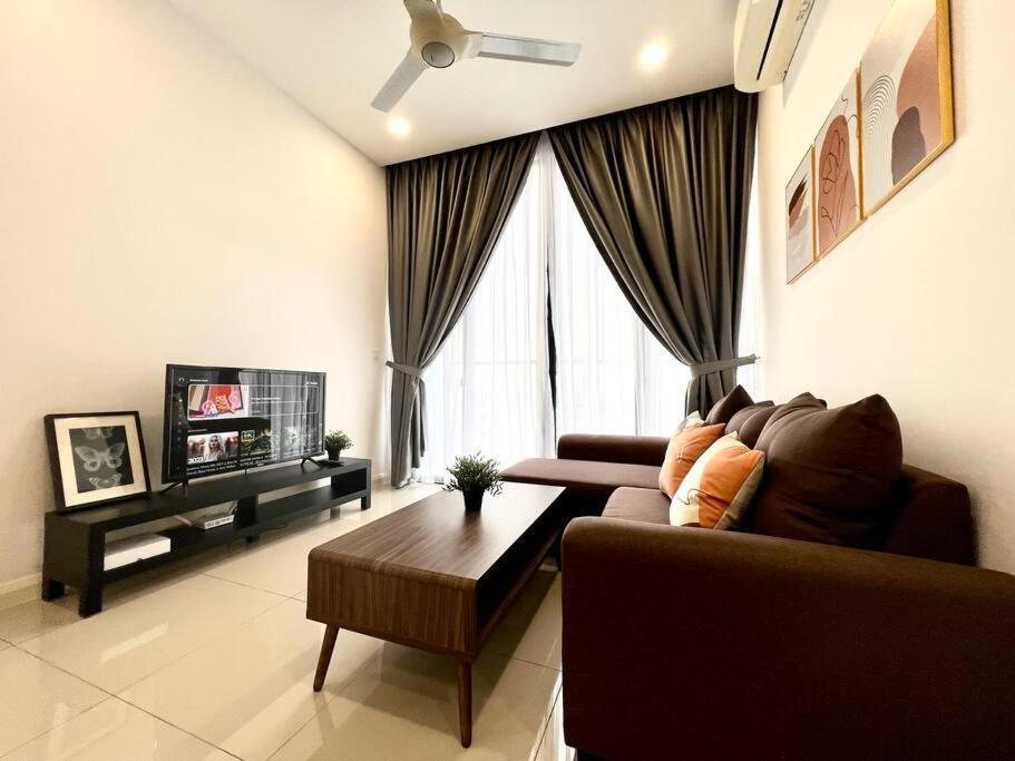 Ferienwohnung Walk To Legoland, D'Pristine Medini Nusajaya  Exterior foto