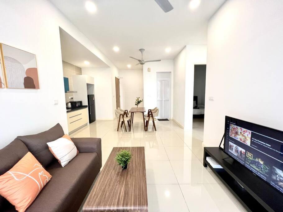 Ferienwohnung Walk To Legoland, D'Pristine Medini Nusajaya  Exterior foto